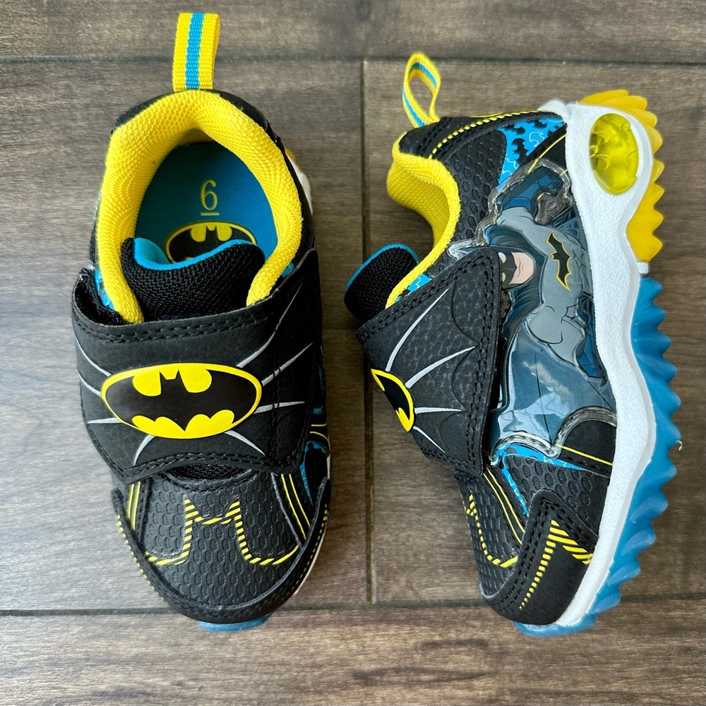 Batman Superhero Light Up Sneakers - Toddler Boy Size: 6 - Like New Condition